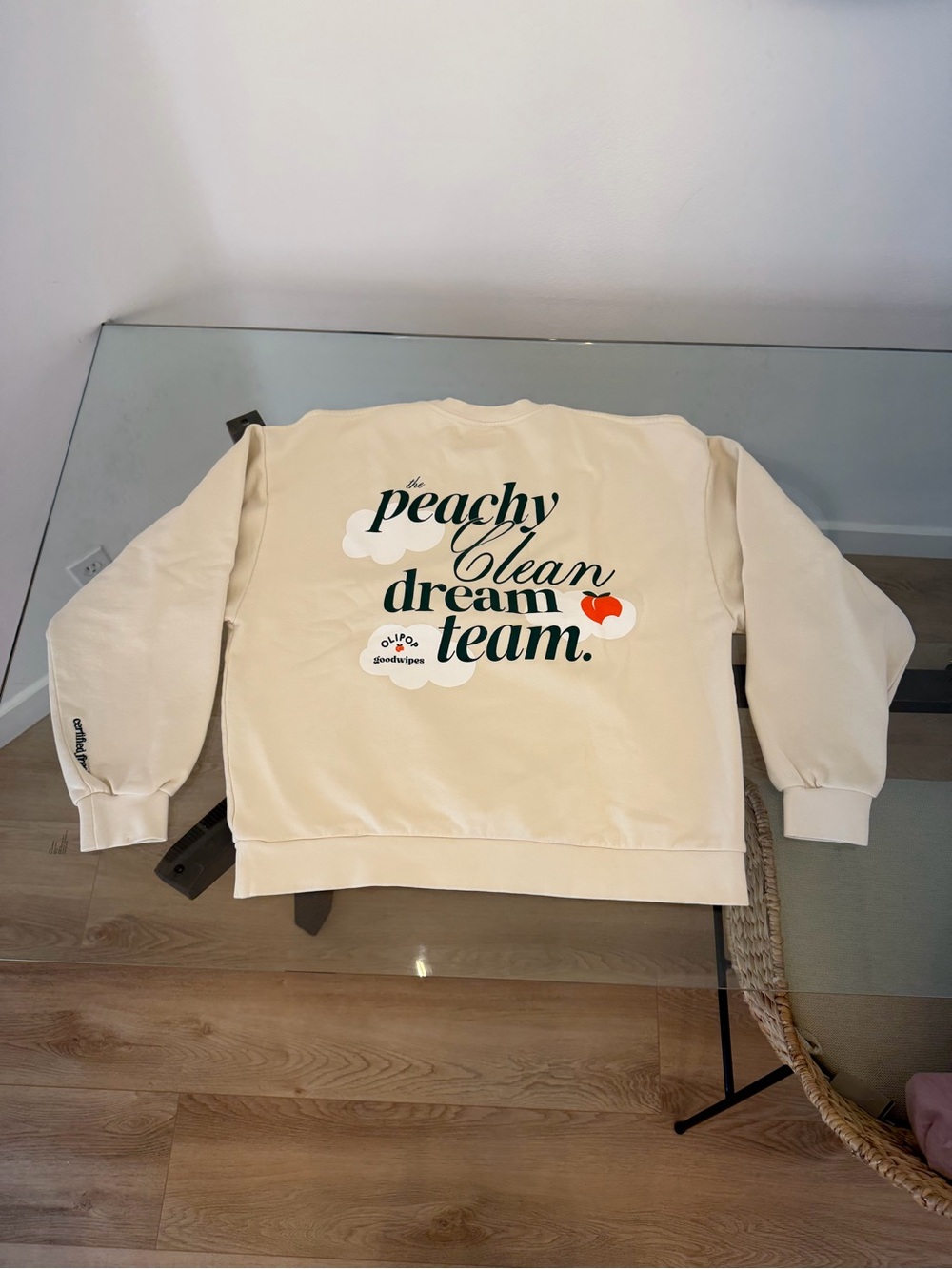 OLIPOP x Goodwipes Peachy Clean Dream Team Crewneck Sweatshirt M RARE UNISEX